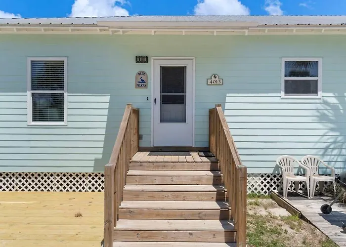 4013 One Minute To Two Pools Dog Friendly *