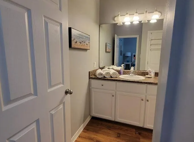 4013 One Minute To Two Pools Dog Friendly Holiday home Gulf Shores