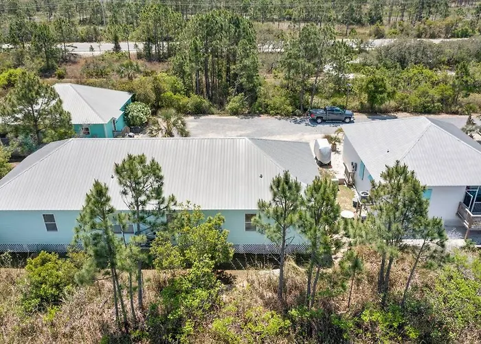 4013 One Minute To Two Pools Dog Friendly Holiday home Gulf Shores